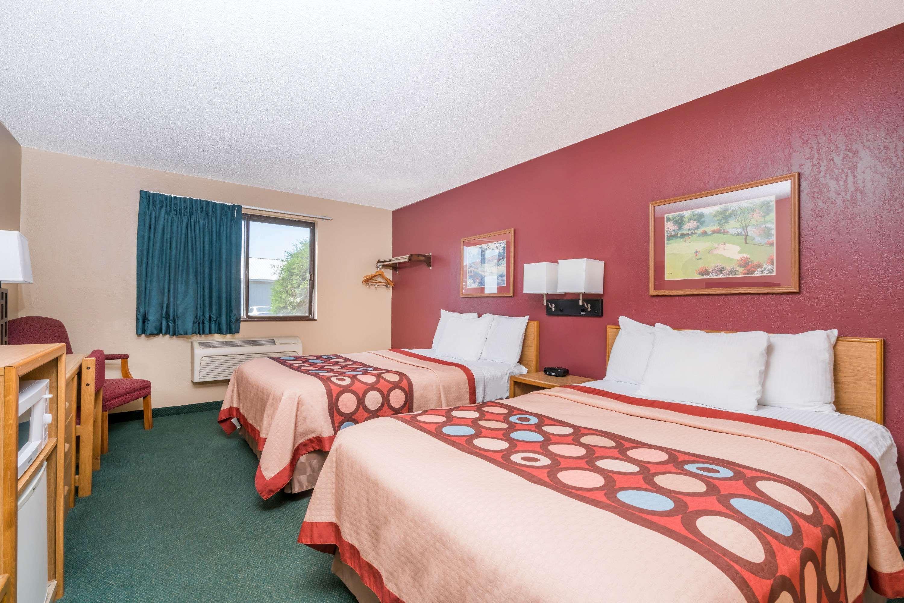 Hotel Super 8 By Wyndham Baxter/Brainerd Area Extérieur photo